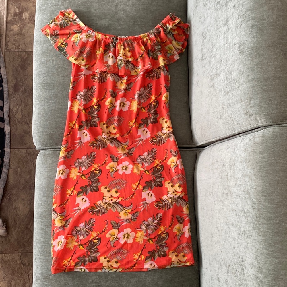 Off-shoulder Vacation Dress